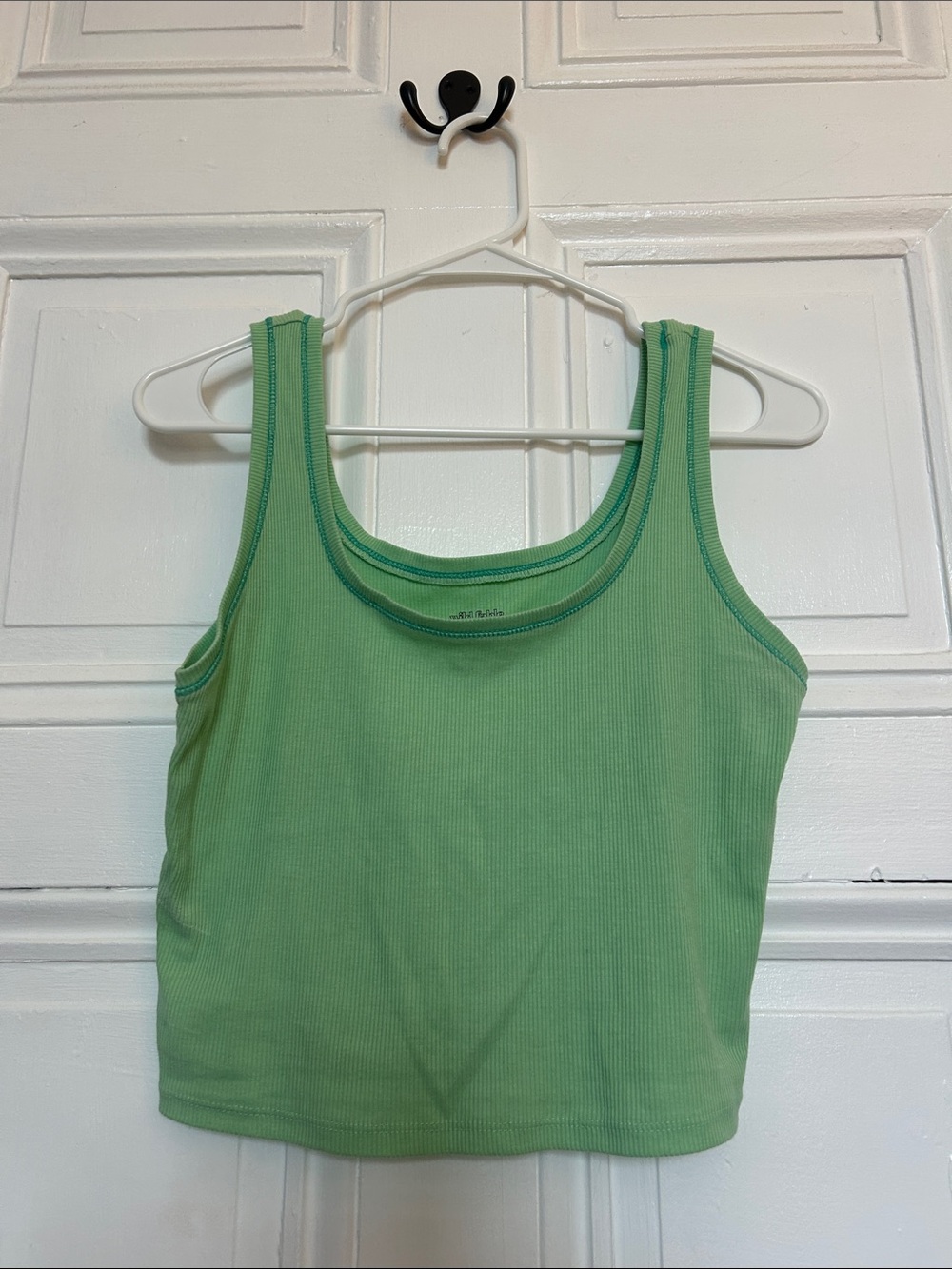 Wild Fable Cropped Green Tank